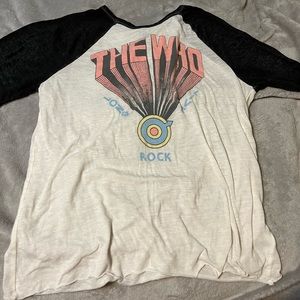 size medium fits like a small